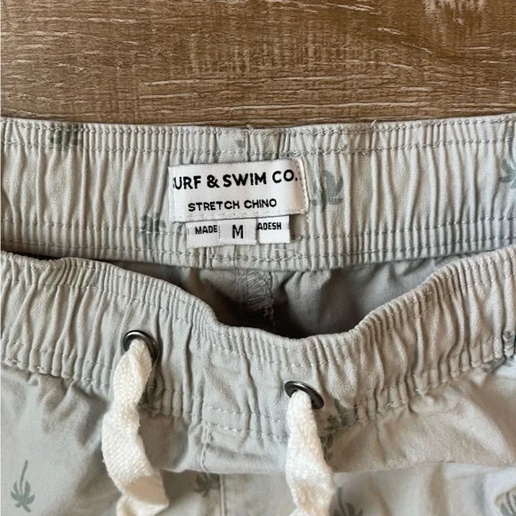 TRUNKS SURF & SWIM CO Blue Stretch Chino Pull-On Palm Tree Shorts - size Medium - Picture 2 of 5